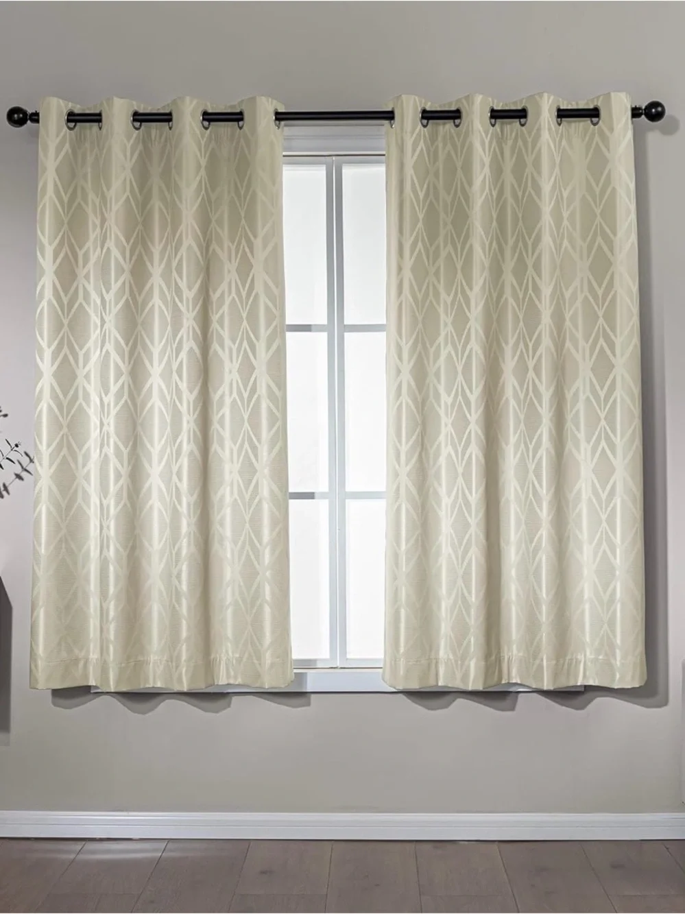 NEW Amazon Basics Jacquard 2-Piece 100% Blackout Curtains, 42